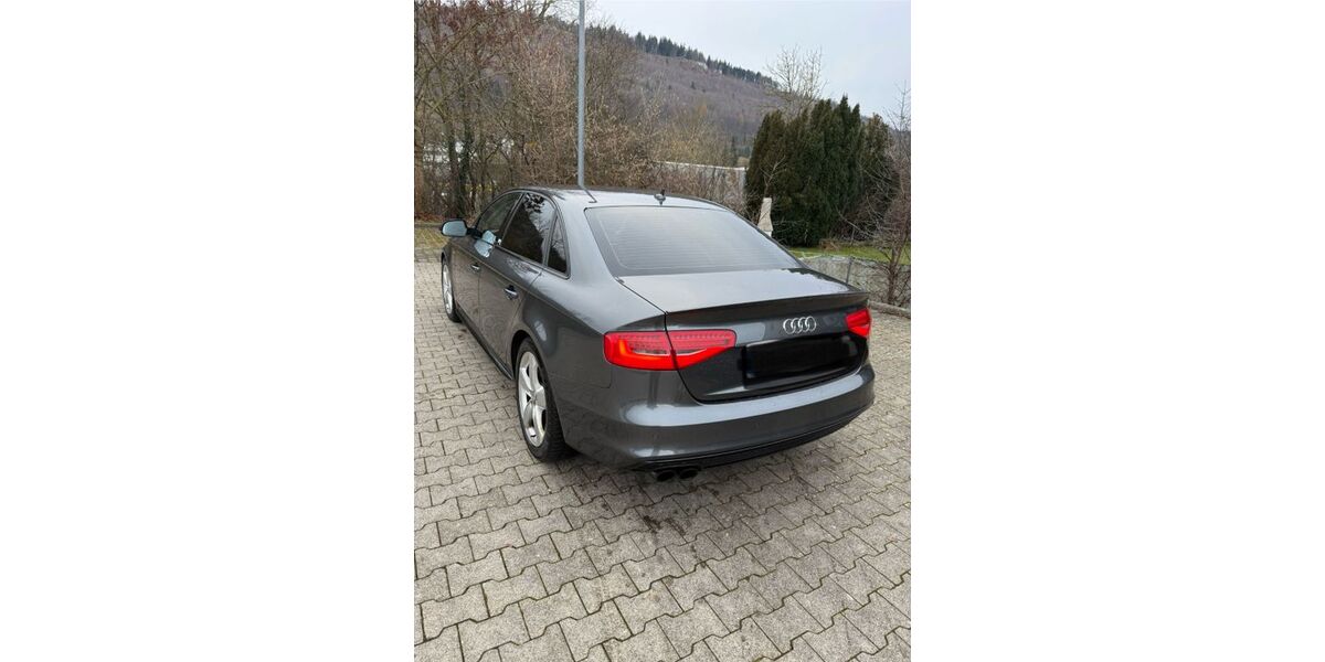 Audi A4 213.000 km 13.900 &euro; Meßstetten 72469