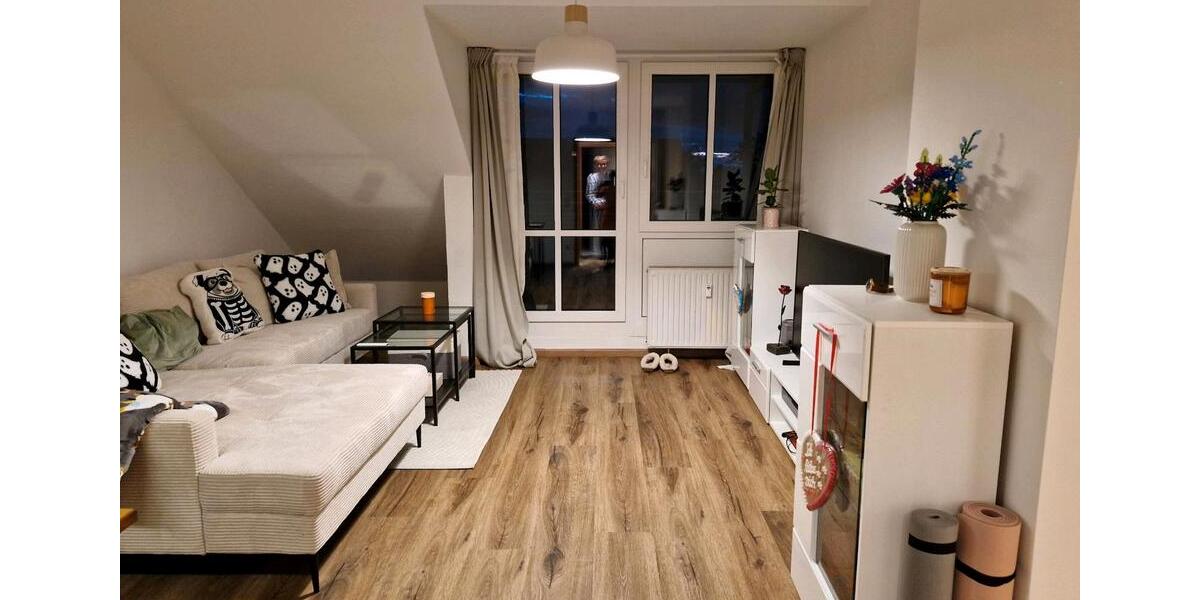 Dachgeschoßwohnung Poing - 3 Zimmer, 65 m&sup2;, 445.000&euro; | Angebot:24597246