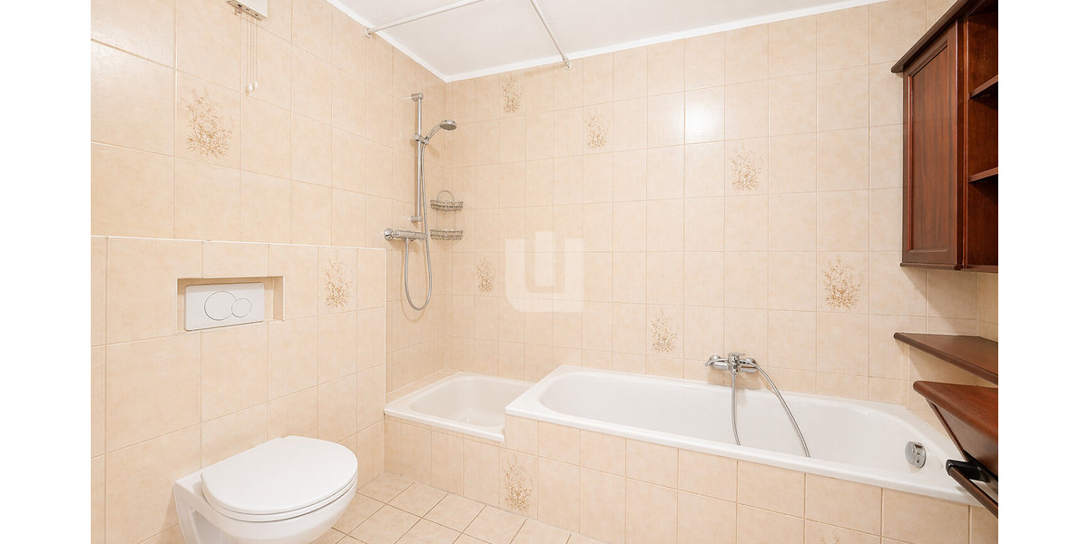 WINDISCH – Renovierungsbedürftiges RMH in Ortsrandlage von Olching – viel Potenzial für Familien! - Reihenmittelhaus Olching | Angebot:26534334