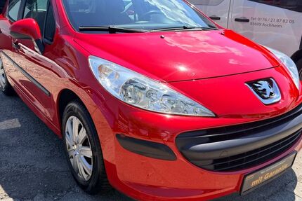 Peugeot 207 92.000 km 2.750 &euro; München 81825