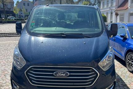 Ford Tourneo Custom 150.000 km 22.500 &euro; Marburg 35037