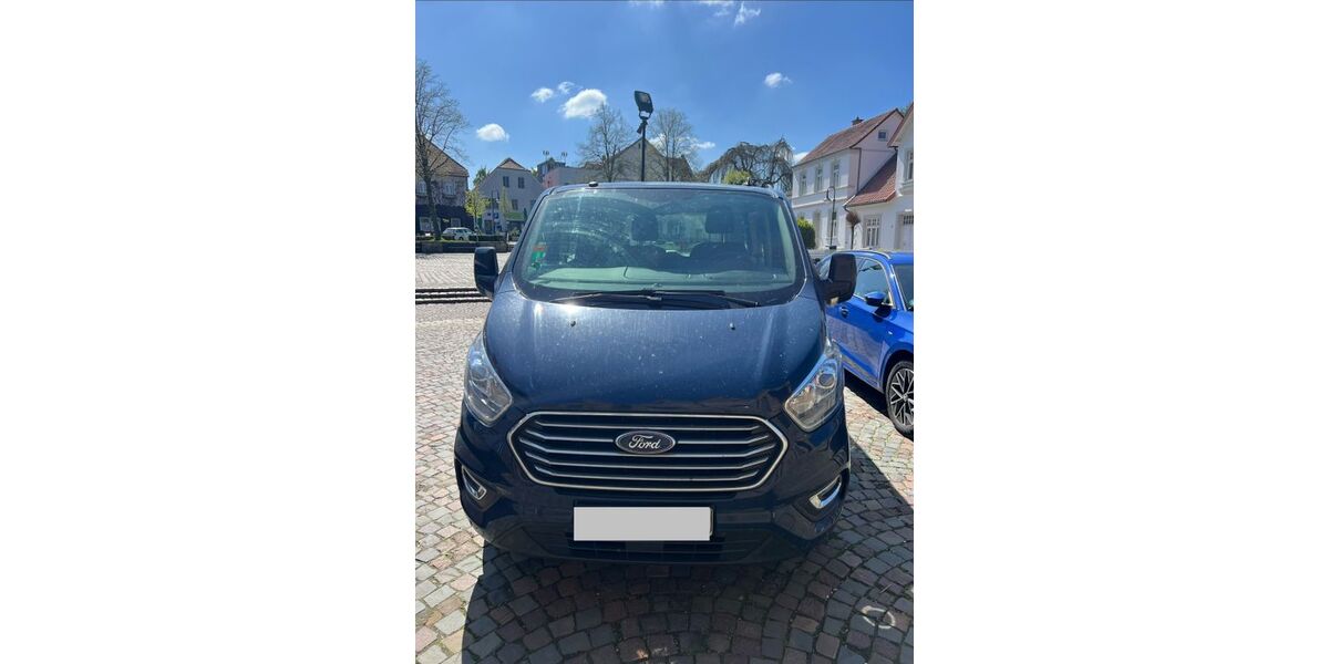 Ford Tourneo Custom 150.000 km 24.500 &euro; Marburg 35037
