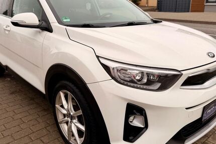 Kia Stonic 139.900 km 9.990 &euro; Worms 67551