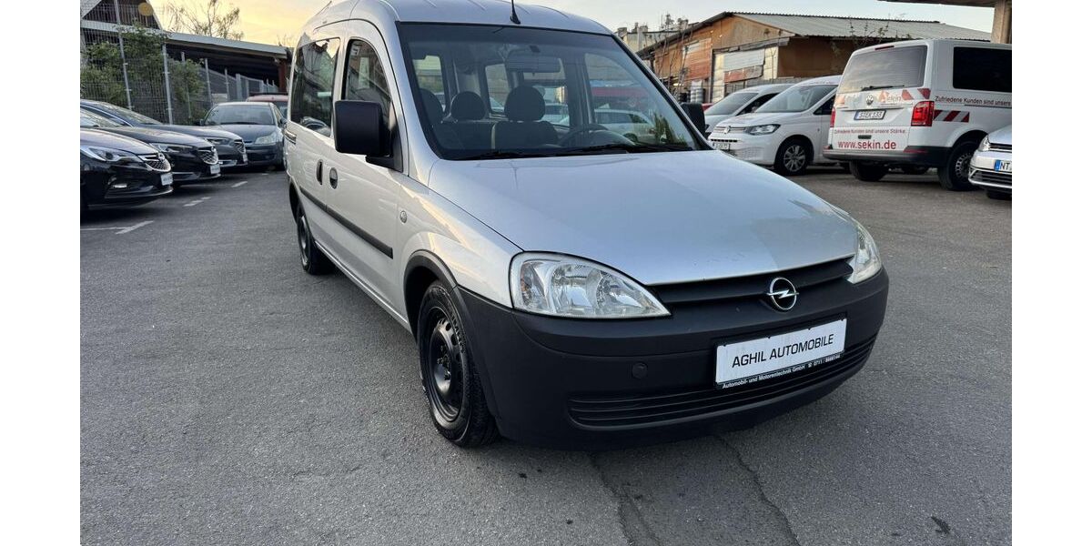 Opel Combo 186.800 km 2.999 &euro; Stuttgart 70469