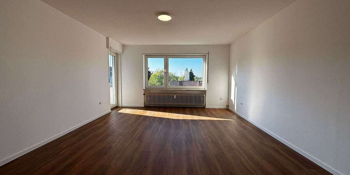 Etagenwohnung Kaiserslautern Einsiedlerhof - 4 Zimmer, 90 m&sup2;, 890&euro; | Angebot:26389144