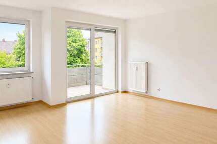 Wohnung Königsbrunn - 3 Zimmer, 63 m&sup2;, 693&euro; | Angebot:27097737