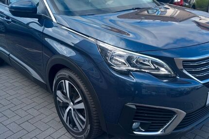 Peugeot 5008 85.000 km 14.500 &euro; Dreieich 63303