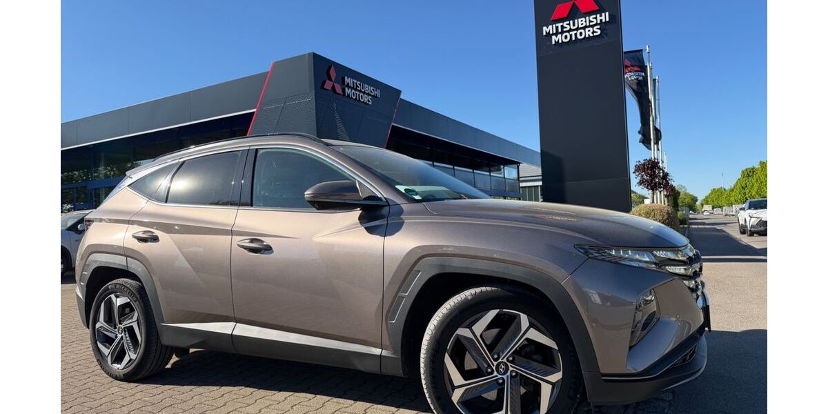 Hyundai TUCSON 82.300 km 24.990 &euro; Königsbrunn 86343