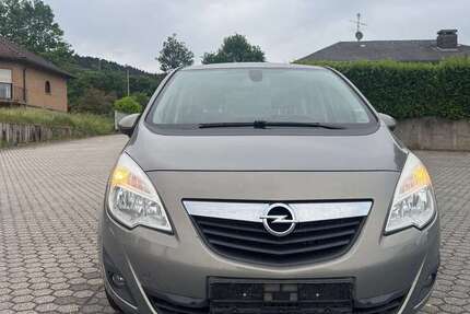 Opel Meriva 300.000 km 1.800 &euro; Schweich-Issel 54338