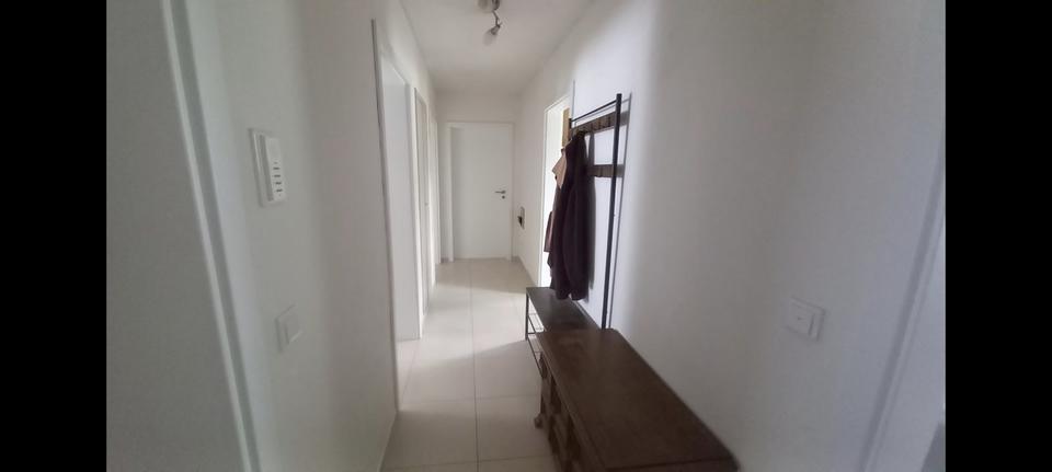 4-Zimmer Hochpaterre mit Balkon und Gartenanteil zimmer