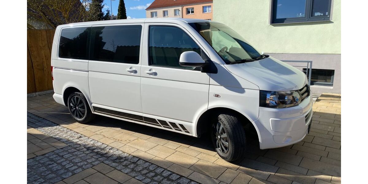 VW T5 Transporter 330.000 km 11.999 &euro; Waren 17192