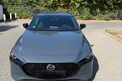 Mazda 3 97.470 km 19.990 &euro; Frankfurt am Main 60389