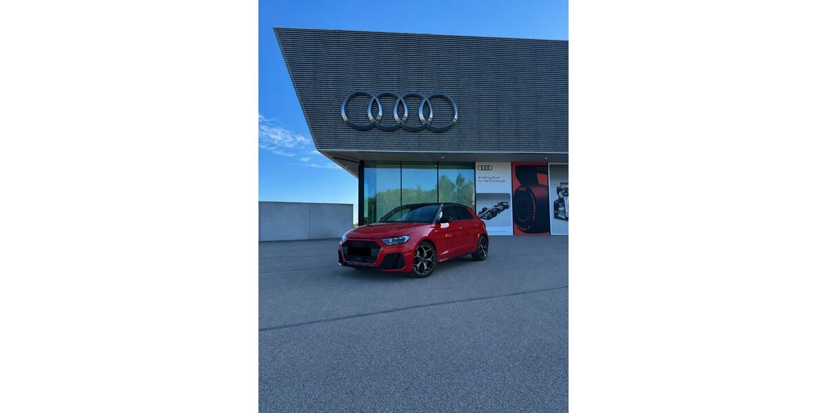 Audi A1 9.800 km 30.600 &euro; Neuburg 86633