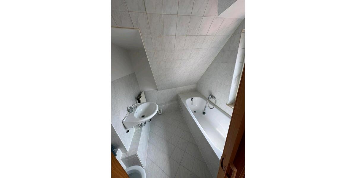 Dachgeschoßwohnung Mühlhausen (Thüringen) - 2 Zimmer, 60 m&sup2;, 285&euro; | Angebot:26304971