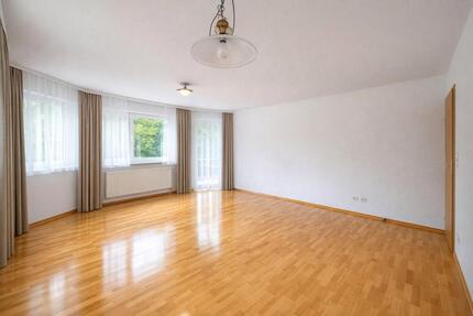 Wohnung Krumbach (Schwaben) - 3 Zimmer, 96 m&sup2;, 999&euro; | Angebot:26609489