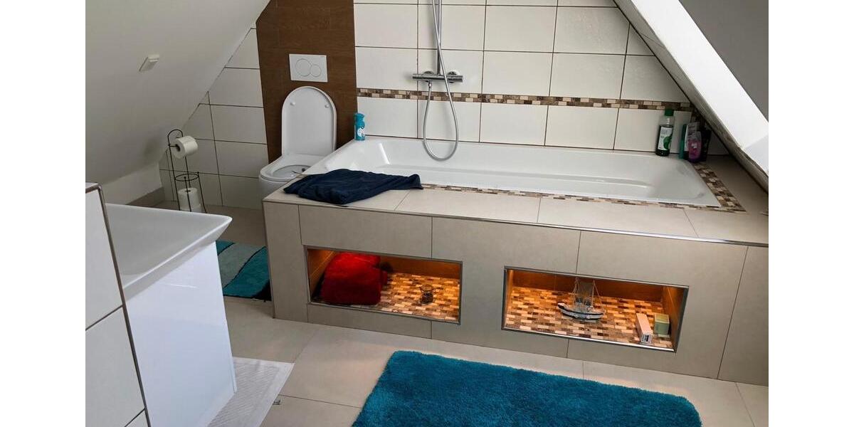 Einfamilienhaus Düsseldorf Stadtbezirk 5 - 6 Zimmer, 250 m&sup2;, 2.800&euro; | Angebot:24851125