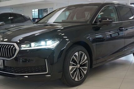 Skoda Superb 13.500 km 43.990 &euro; Waldshut-Tiengen 79761