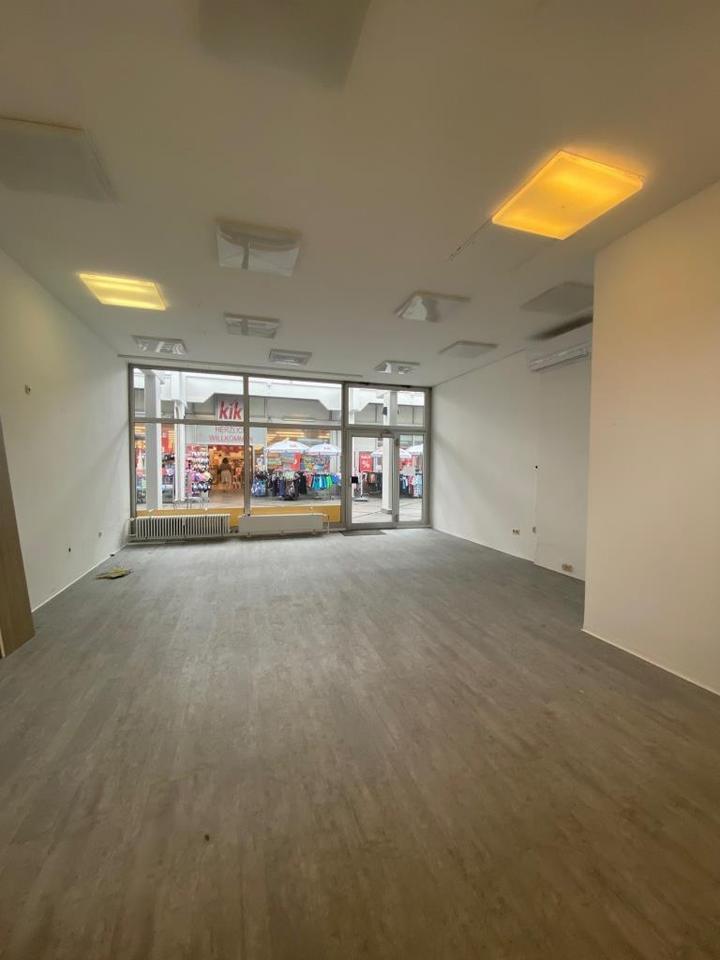 Schöne Gewerbefläche mit 60m² zimmer