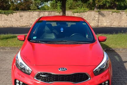Kia ceed / Ceed 118.000 km 9.285 &euro; Rodenbach 63517