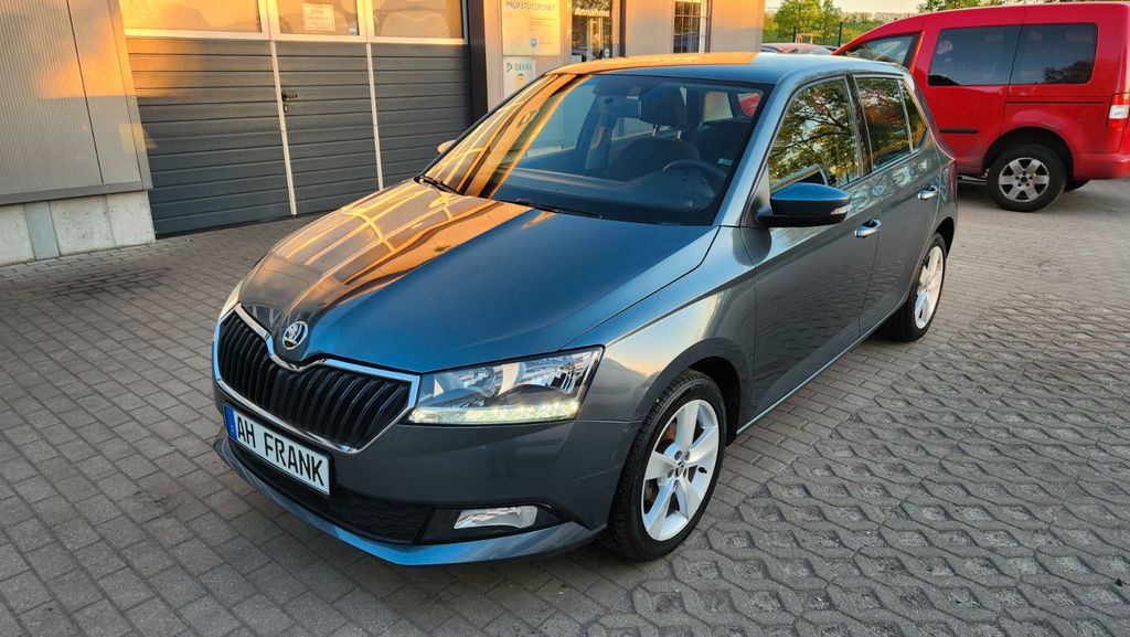 Skoda Fabia 122.336 km 8.299 &euro; Teltow 14513