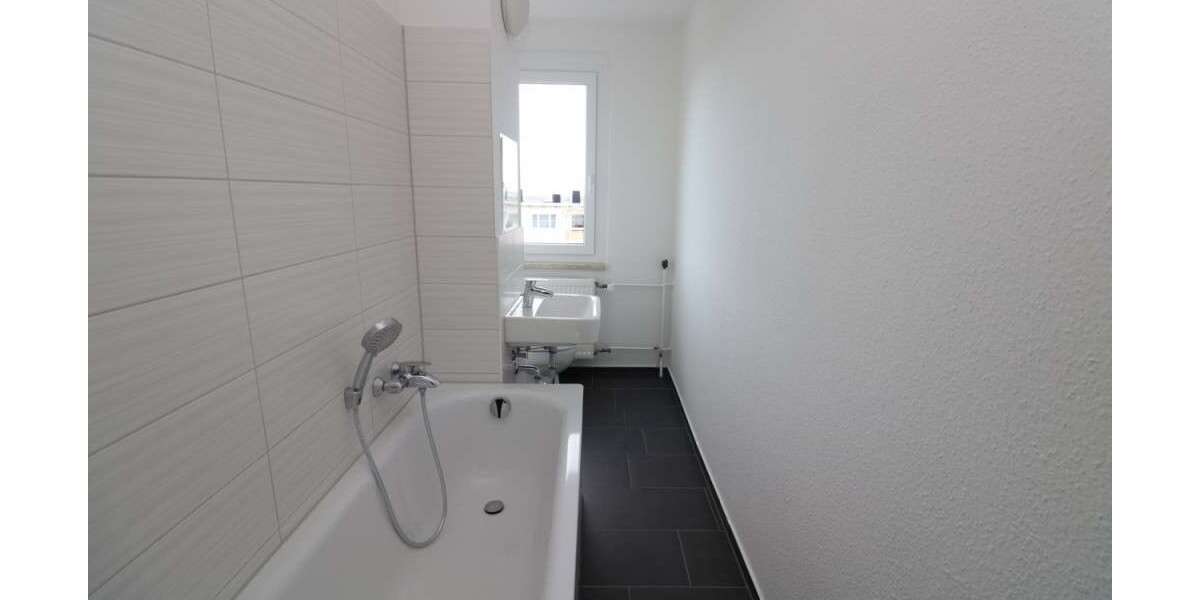 Etagenwohnung Freiberg Freiberg West - 2 Zimmer, 47 m&sup2;, 329&euro; | Angebot:27071717