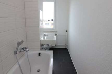 Wohnung Freiberg Freiberg West - 2 Zimmer, 47 m&sup2;, 329&euro; | Angebot:27071717