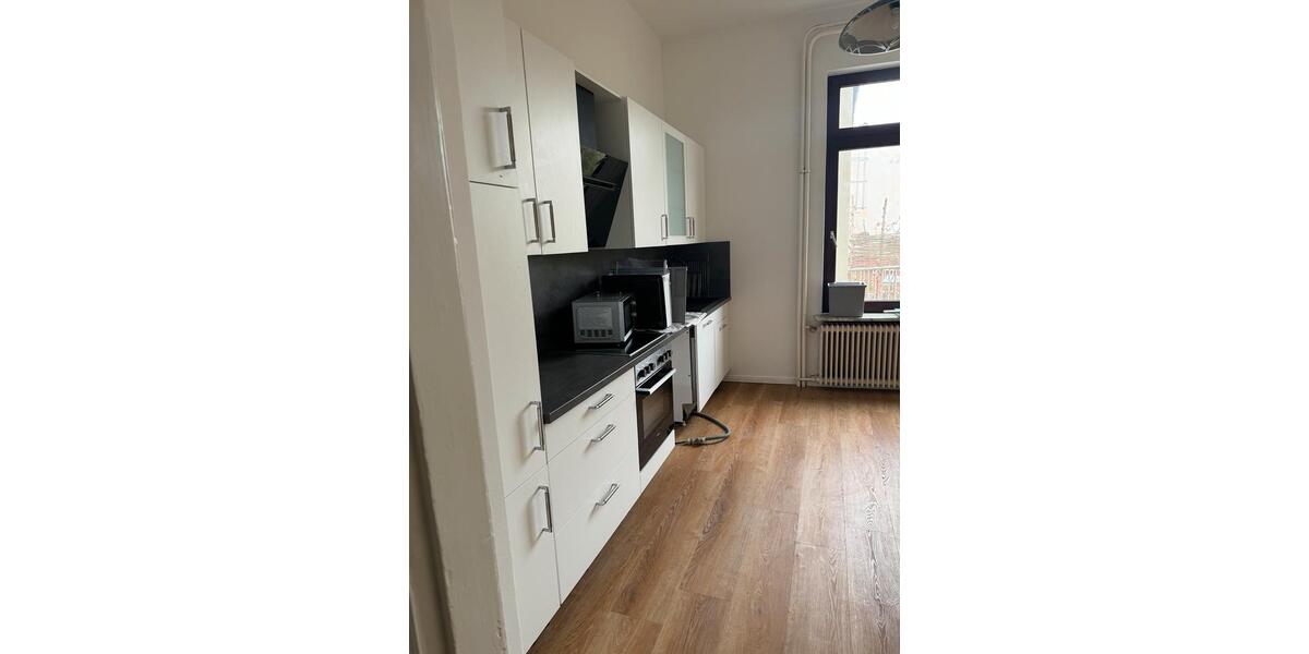 Etagenwohnung Varel - 4 Zimmer, 150 m&sup2;, 1.100&euro; | Angebot:26267997