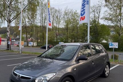 Hyundai i30 234.121 km 2.499 &euro; Wachtberg 53343