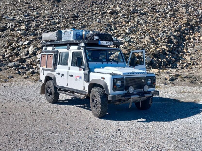 Land Rover Defender 100.000 km 55.900 € Windelsbach, DE 91635