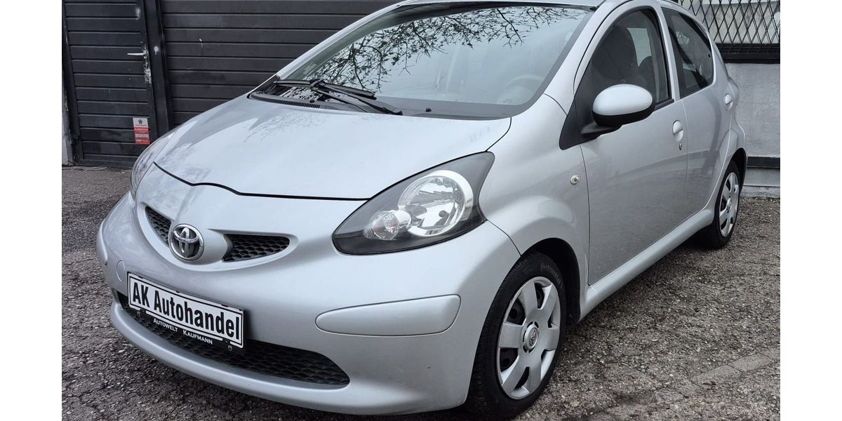 Toyota Aygo (X) 232.000 km 1.290 &euro; München 80809