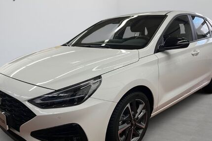 Hyundai i30 19.549 km 20.490 &euro; Schiffweiler 66578