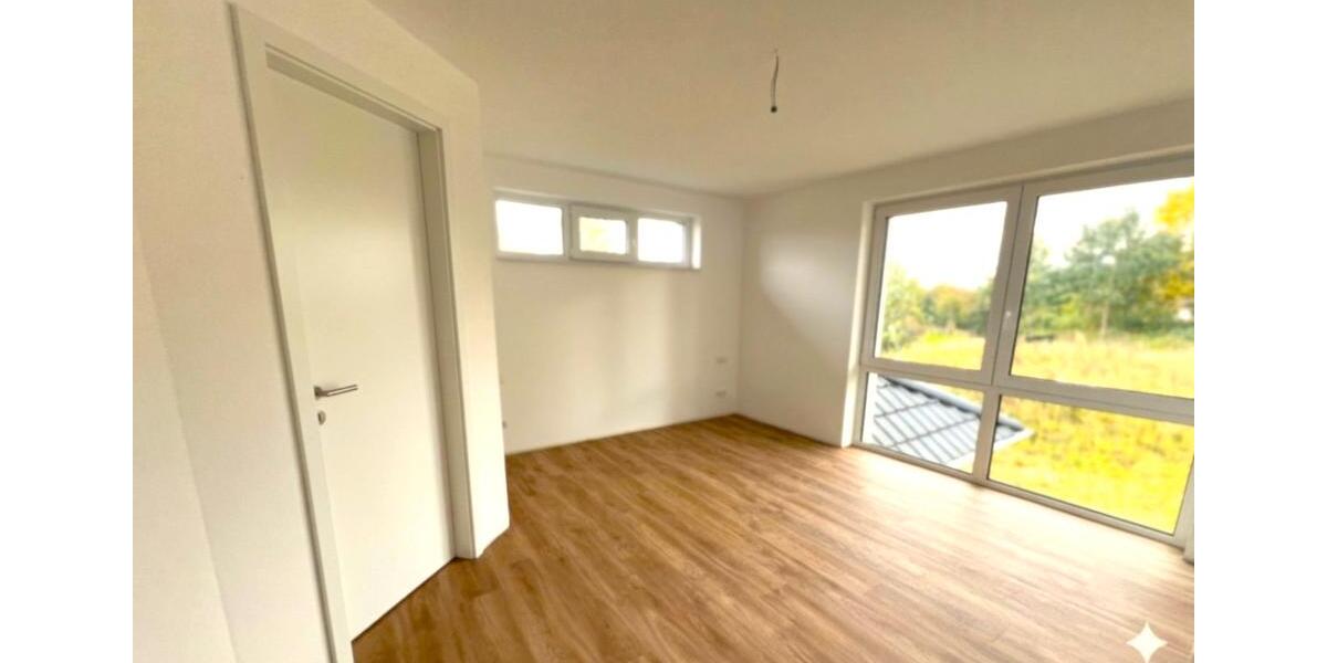 Einfamilienhaus Eutin - 6 Zimmer, 150 m&sup2;, 2.050&euro; | Angebot:26044747