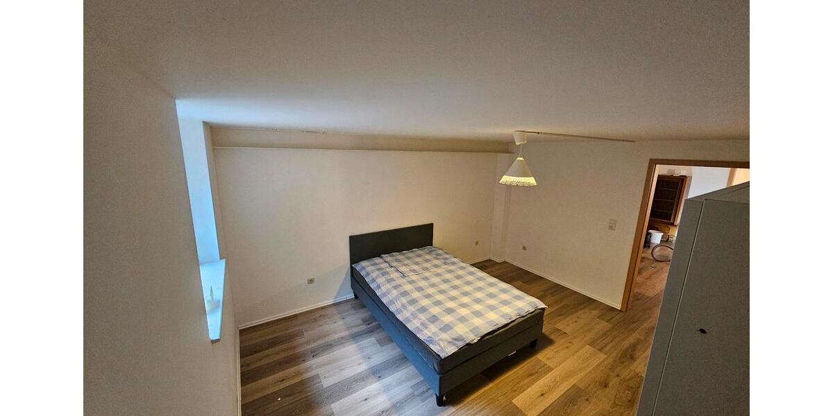 Etagenwohnung Petershagen - 3 Zimmer, 102 m&sup2;, 880&euro; | Angebot:25226717