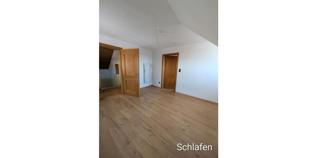 Dachgeschoßwohnung Hengersberg - 3 Zimmer, 75 m&sup2;, 600&euro; | Angebot:26416505