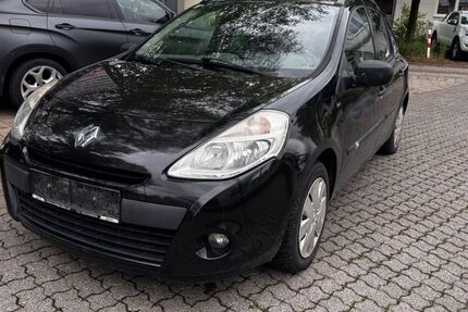 Renault Clio 143.630 km 1.499 € Rosenheim 83026
