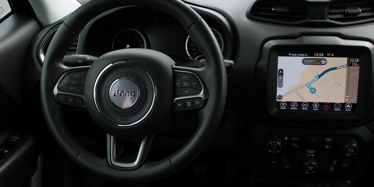 Jeep Renegade Limited 1.0 T3 SHZ * ACC * PDC * LED 108.921 km 11.950 &euro; Badem 54657