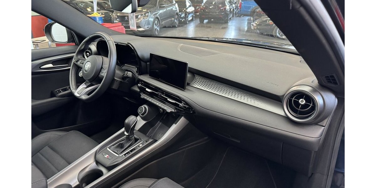 Alfa Romeo Tonale 1.6 VGT-D Sprint ACC Sitzheizung 34.400 km 22.640 &euro; Lich 35423