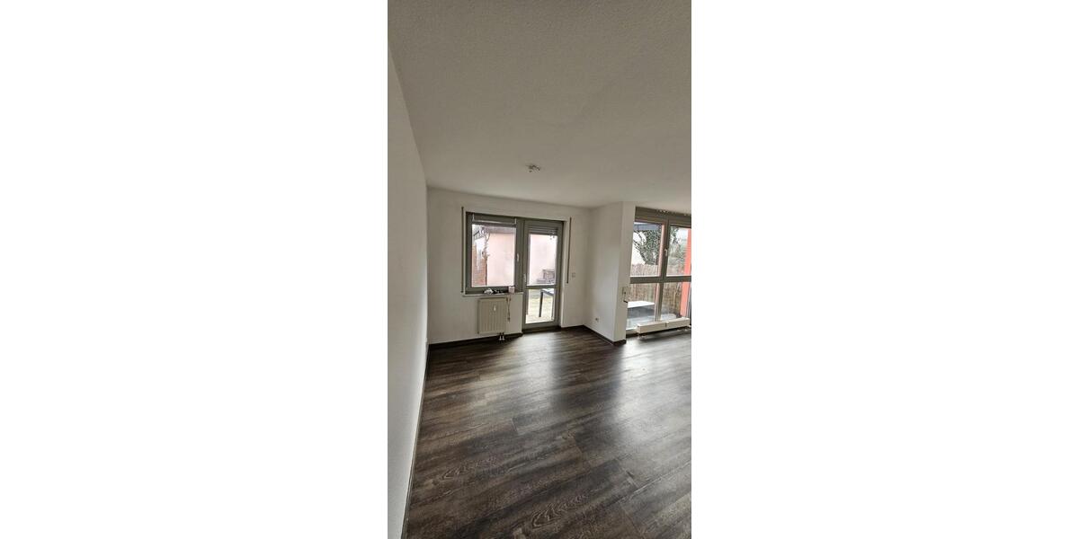Terrassenwohnung Dresden Leuben - 2 Zimmer, 53 m&sup2;, 175.000&euro; | Angebot:26424897