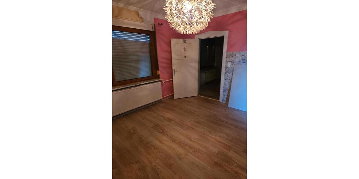 Einfamilienhaus Calbe (Saale) - 6 Zimmer, 186 m&sup2;, 89.999&euro; | Angebot:26781154