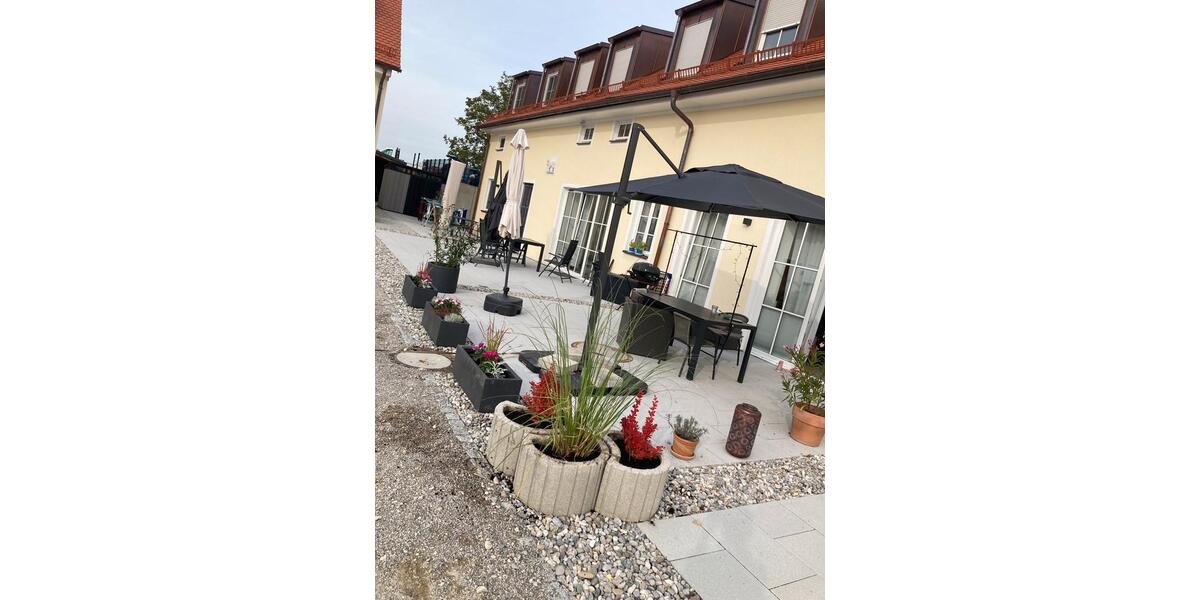 Etagenwohnung Adelzhausen - 5 Zimmer, 151 m&sup2;, 2.000&euro; | Angebot:26682590