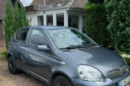 Toyota Yaris 108.000 km 2.999 € Schwarzenbek 21493