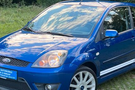 Ford Fiesta 93.000 km 4.990 € München 81243