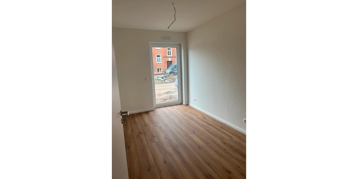 Erdgeschoßwohnung Lüneburg Ebensberg - 3 Zimmer, 104 m&sup2;, 1.966&euro; | Angebot:25638993