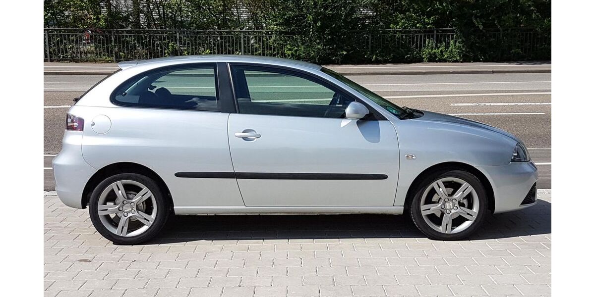 Seat Ibiza 208.457 km 899 &euro; Bogen 94327