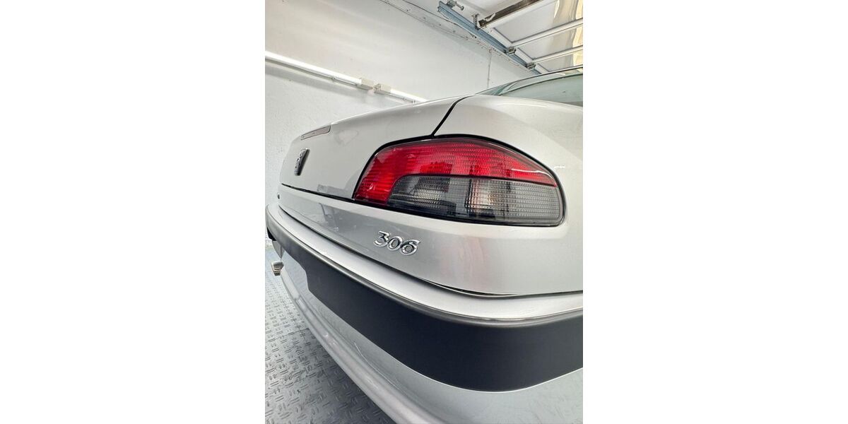 Peugeot 306 93.389 km 7.411 &euro; Bad Kötzting 93444