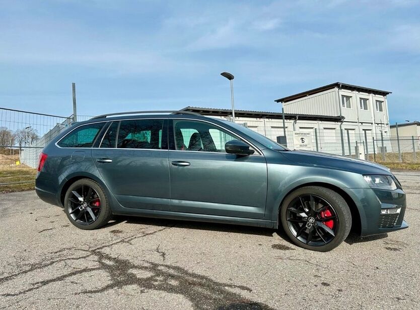 Skoda Octavia 135.000 km 14.000 € Stollberg 09366