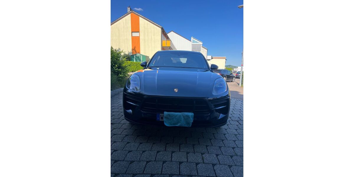 Porsche Macan 30.000 km 59.900 &euro; Schorndorf 73614