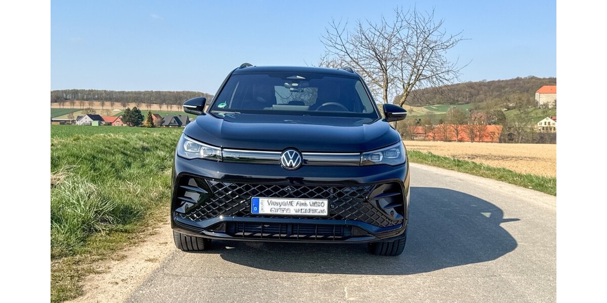 VW Tiguan 14.800 km 53.850 &euro; Elze 31008