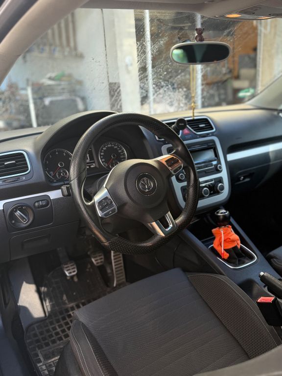 VW Scirocco 123.892 km 8.200 € Neuwied 56566