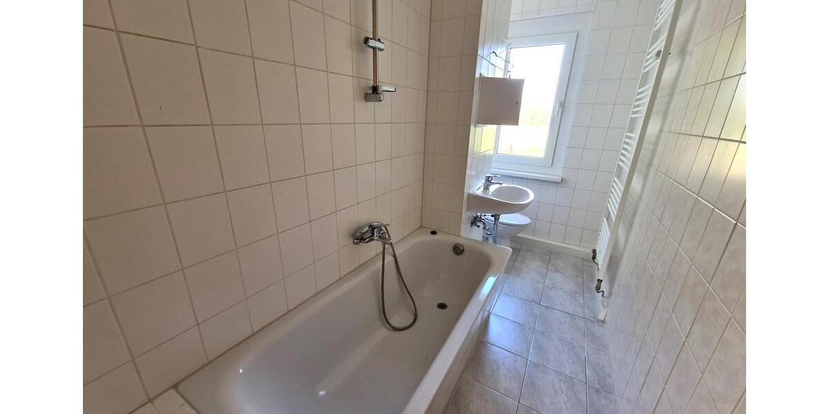Etagenwohnung Osterwieck - 3 Zimmer, 65 m&sup2;, 299&euro; | Angebot:26082997